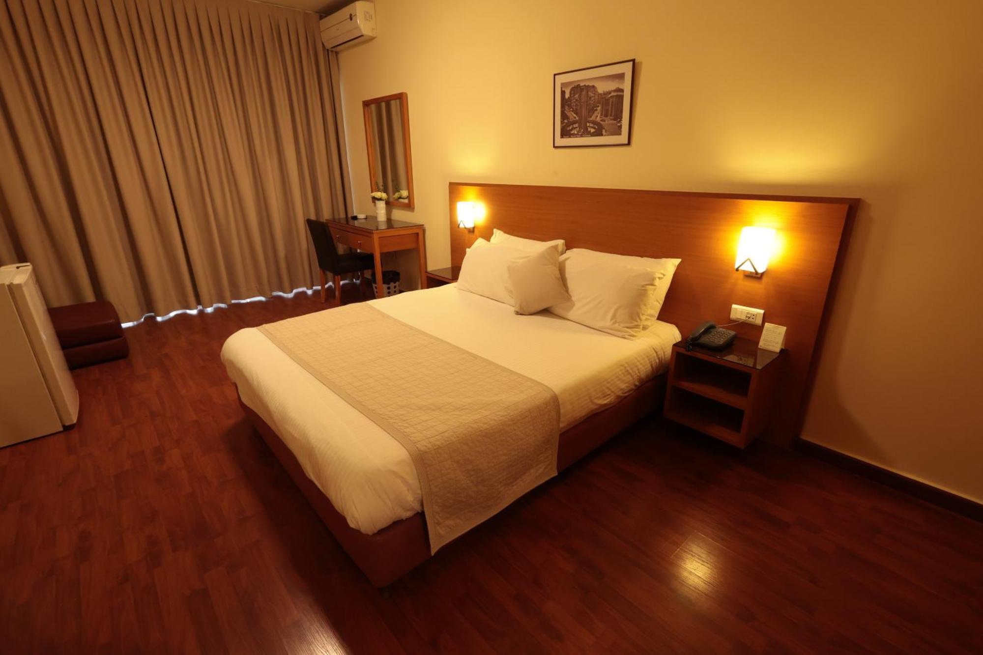 Monteverde Hotel Beit Mery Zewnętrze zdjęcie
