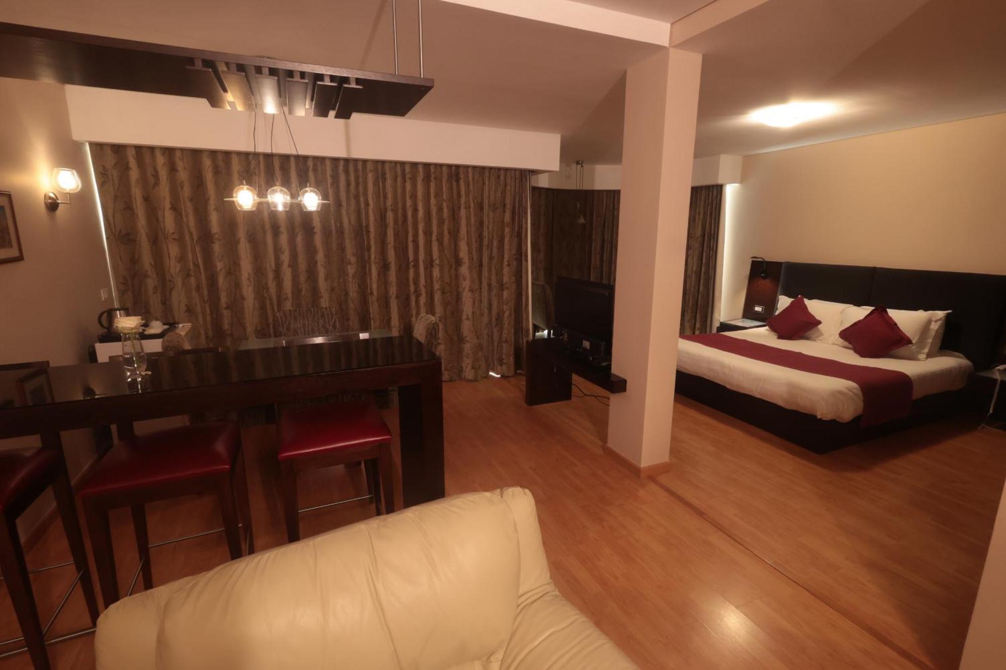 Monteverde Hotel Beit Mery Zewnętrze zdjęcie